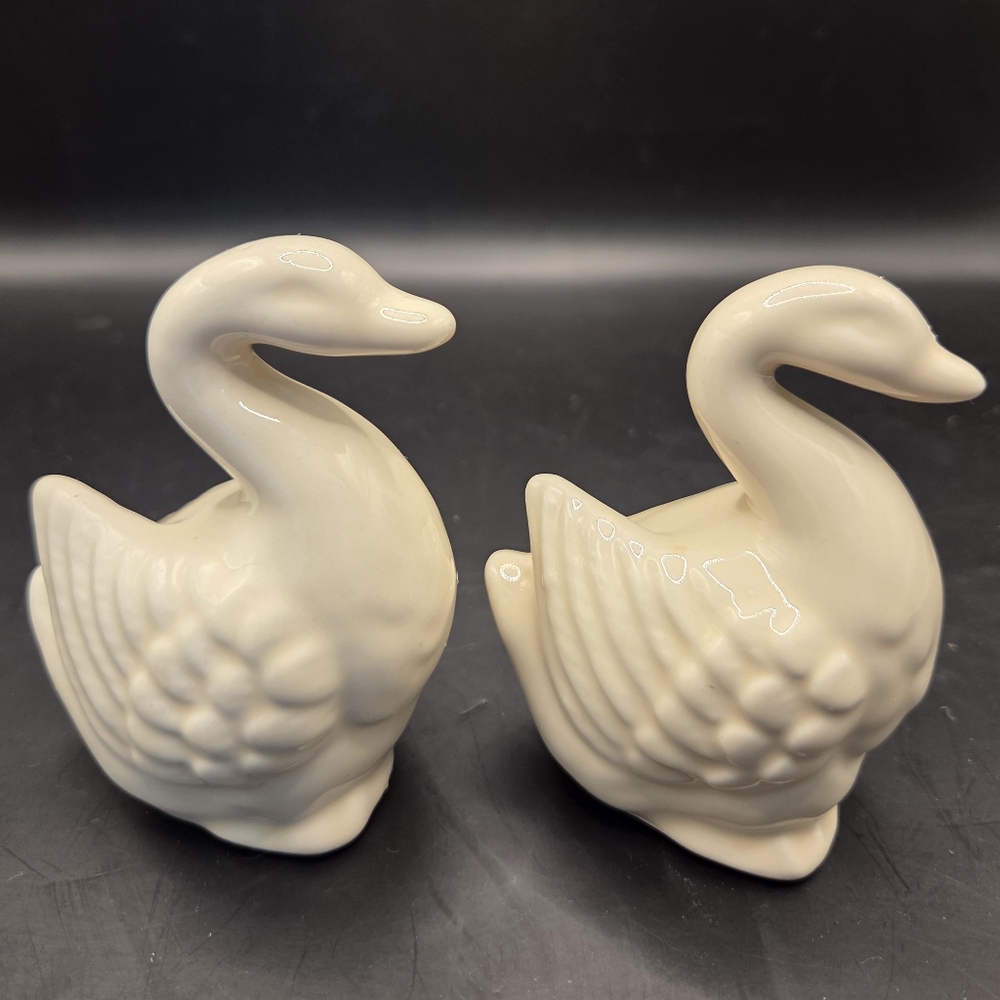 Elegant Cream Swan Figurines